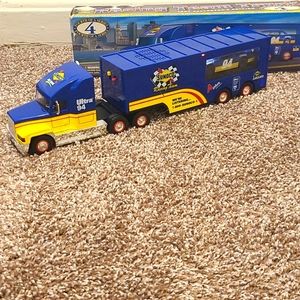 SUNOCO RACING TEAM TRUCK 1997 COLLECTOR'S EDITION SERIES 4 FRICTION RACE CAR INC